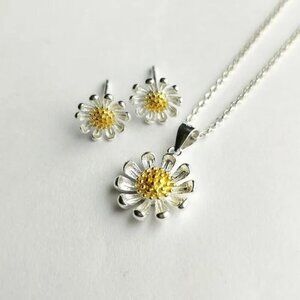 STERLING silver 14k gold overlay center daisy necklace earring set